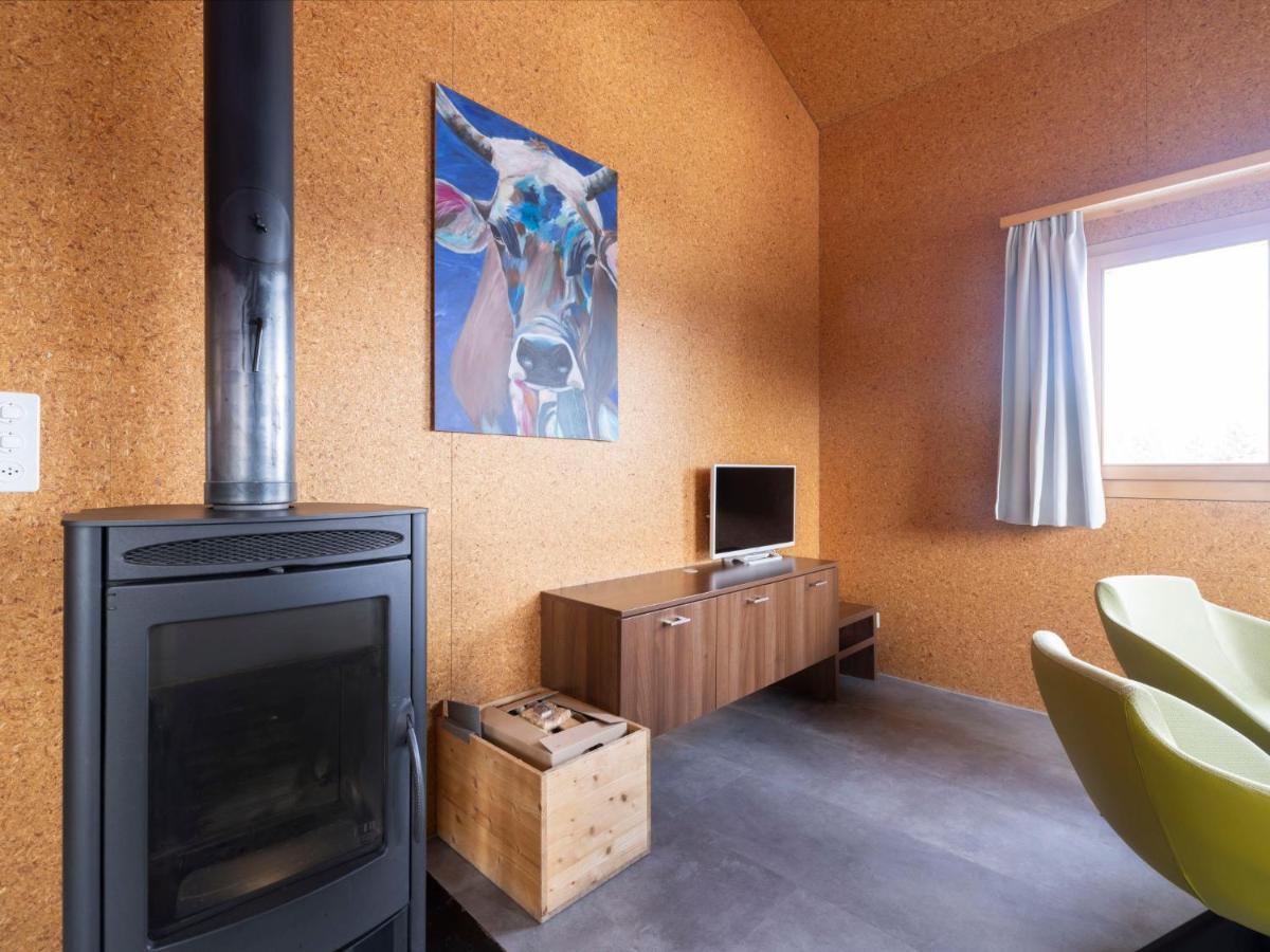Holiday Home Komfort Aclas Maiensaess Resort-1 By Interhome Urmein 外观 照片